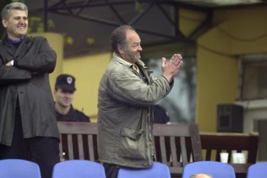 Inicijativa "Grobara": Miši Tumbasu podići bistu pored stadiona!