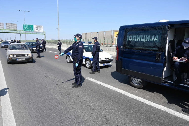 U Srbiji izrečeno skoro 5.000 kazni za kršenje policijskog časa, a njihova vrednost MERI SE STOTINAMA MILIONA DINARA