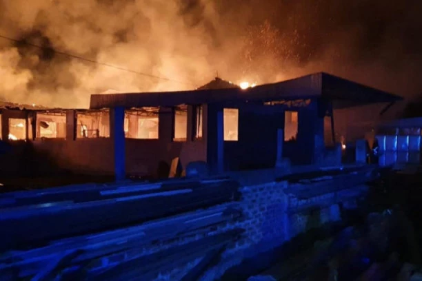 HOROR NA PERIFERIJI MOSKVE: U staračkom domu izbio stravičan požar, najmanje 9 MRTVIH!