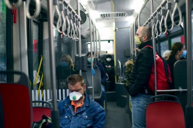 Od večeras ponovo dostupan noćni prevoz: Beograđani će moći da se voze na 24 linije!