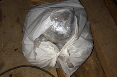 Uhapšen Beograđanin: U Barajevu proizvodio opojnu drogu