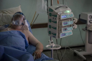 Srpski telegraf u vojnoj kovid bolnici na Karaburmi: Dan sa najteže obolelim od koronavirusa