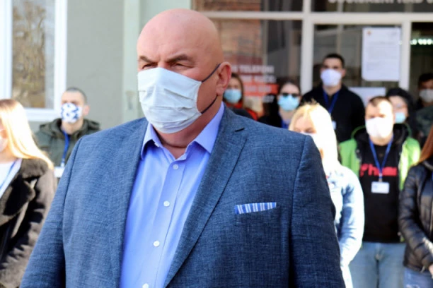 PALMA PORUČIO: Nema razloga da se Marinikin svedok kriminalac plaši! Ako treba, poslaću mu tri devojke sportistkinje da ga čuvaju!