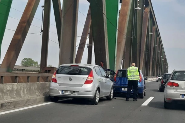 DRAMA NA PANČEVCU: Mladić krenuo da se ubije, policija reagovala na vreme!