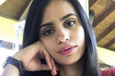 (VIDEO, FOTO) Najse*si odbojkašica sveta zaludela muški svet: Njena pozadina je uvek u centru pažnje!