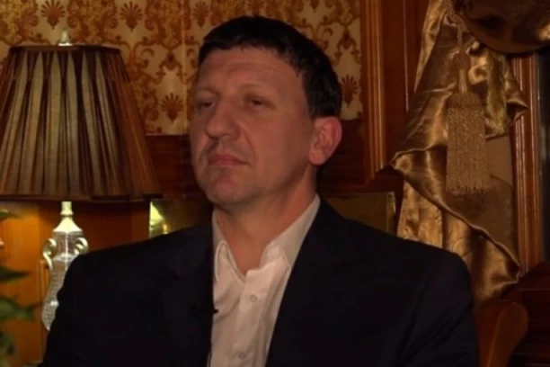 Legendarni košarkaš osvajao titule sa Zvezdom i Podgoričanima, sada radi kao stolar!