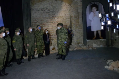 (FOTO) Pripadnici ekspertskih timova Ruske Federacije obišli izložbu "Odbrana 78"!