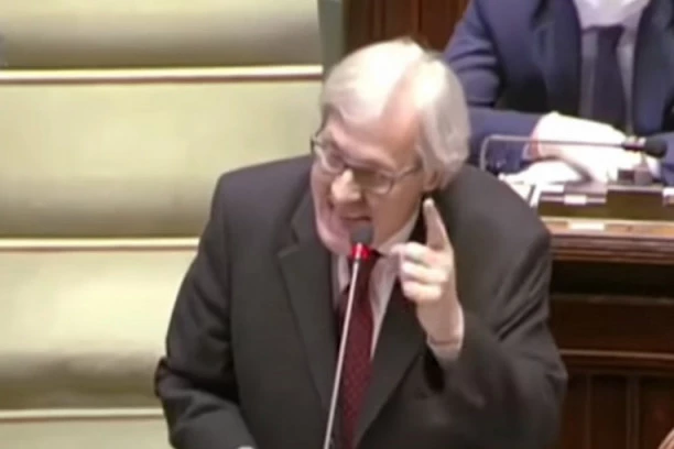 (VIDEO) Govor koji je uzdrmao čitav svet: Ugledni narodni poslanik optužio italijansku vladu da lažira broj žrtava koronavirusa