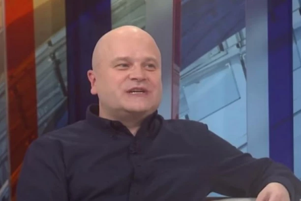 Ovo je novinar koji je izgubio život u nesreći kod Užica!