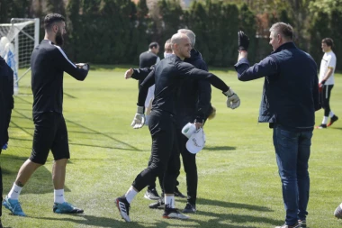 (FOTO) Partizan upalio motore: Milošević insistira na disciplini - čekamo odluku!