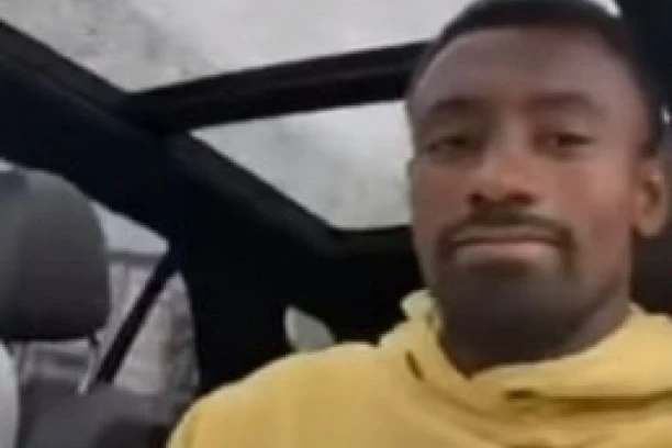 (VIDEO) Suspendovan zbog svoje "gluposti": Fudbaler Herte prekršio pravilo društvenog distanciranja