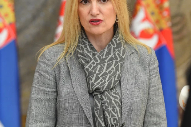 SRPSKO ZDRAVSTVO U OZBILJNOM PROBLEMU! Sva mesta u bolnicama popunjena, ima samo još po koje u Batajnici i Kruševcu!