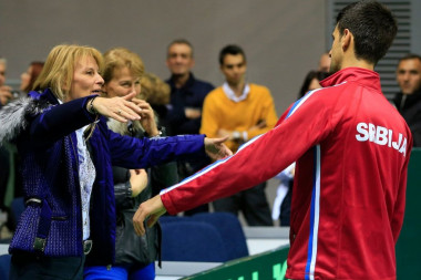 NOVAK'S MOTHER IS IN TEARS: IT IS SCANDALOUS, no one deserves this kind of treatment, he won their TOURNAMENT 9 times
