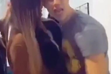 (VIDEO) KO PUŠTENA SA LANCA: Nina Đogani ORGIJA sa dečkom dok joj se porodica raspada u rijalitiju!