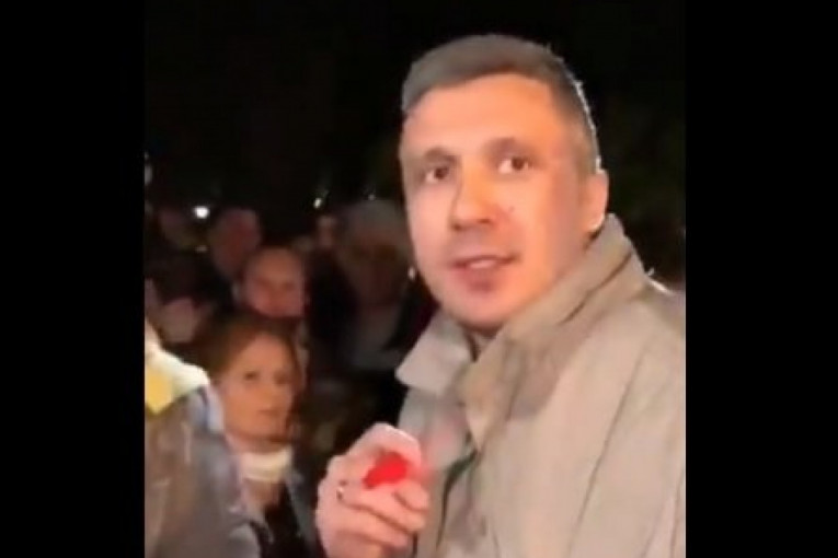 (VIDEO) Boško poručio demonstantima: Ajmo kući, pukli smo, vidite da nas je malo!