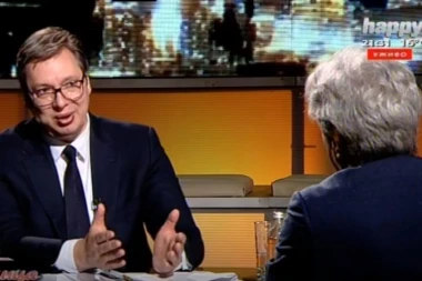 VUČIĆ GOSTOVAO U ĆIRILICI NA TV HEPI: Korona mi je odnela i ono malo smeđe kose