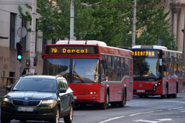 ISPISALI 20 PREKRŠAJNIH NALOGA: Inspektori vrše POJAČANU kontrolu autobusa zbog NEISPRAVNIH klima uređaja!