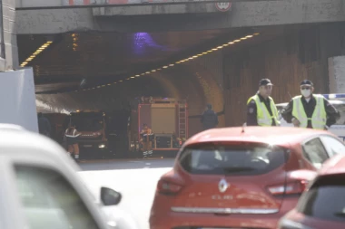 SUDAR KOD TERAZIJSKOG TUNELA! Za sada bez gužvi!