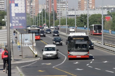 BEZ VEĆIH GUŽVI OVOGA JUTRA! Ulice i mostovi u Beogradu prohodni bez zadržavanja!