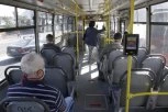 OVA KAZNA ČEKA RODITELJE UKOLIKO SE UTVRDI DA SU ZANEMARILI DETE: Mališana vozač pronašao samog u autobusu