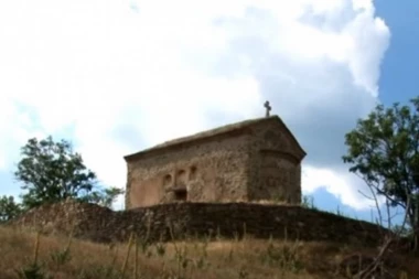 U ovoj crkvici se niko ne venčava, ne krsti i ne ide na liturgiju: Za nju je vezana JEZIVA PRIČA u kojoj su nastradali dvoje mladih!