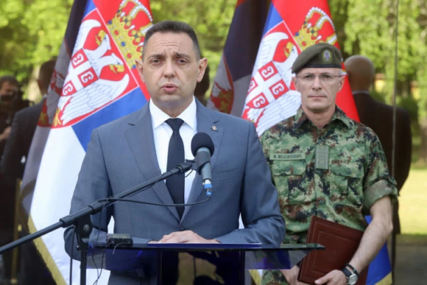 "ZA POKUŠAJ UBISTVA NA VUČIĆA JOŠ NIKO NIJE OSUĐEN"! Vulin opominje, priseća se zverskog čina