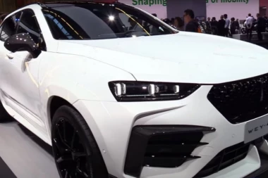 (VIDEO) Kinezi i Brabus sa novim modelom kreću u pokoravanje svetskog tržišta automobila