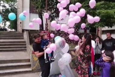 (FOTO) Objavili srećne vesti: Poznata voditeljka trudna sa "Zvezdom Granda"!