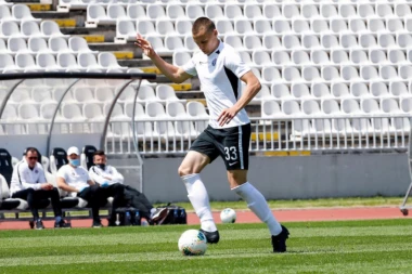 (FOTO) Ispunio mu se DEČAČKI SAN: "Džoni" Štulić je objavom na Tviteru oduševio navijače crno - belih