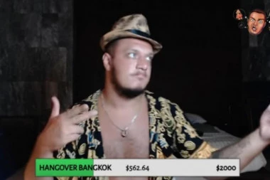 (ŠOK FOTO) Ovo još niste videli do sada, novčanice samo lete! Gastoz zgranuo ceo region količinom evra koje je dobio od fanova!