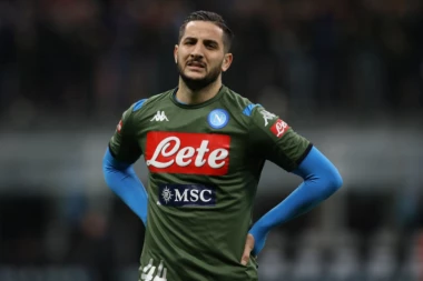 "GRČKI RATNIK" POBEGAO OD LAVA: Manolasa uplašio KRIK kralja džungle u novom klubu (VIDEO)