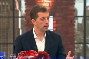 Đurić: Kurti se panično plaši razgovora u kojim bi preko puta njega sedeo Vučić