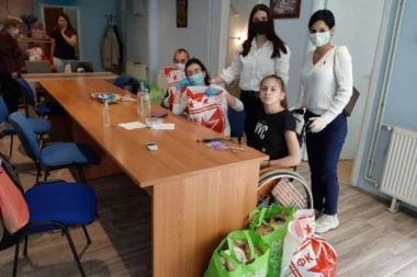 (VIDEO) Humanost na delu: Zvezda u dobrotvornoj misiji u Kragujevcu!