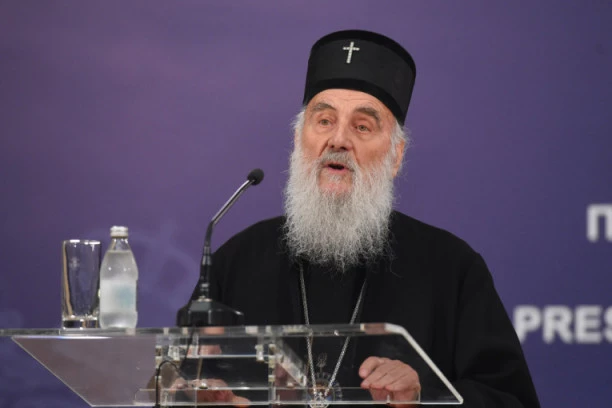 PATRIJARH JOŠ U BOLNICI: Vladika Stefan otkriva u kakvom je stanju