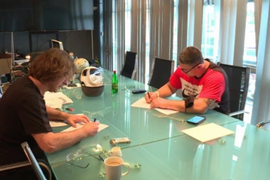 Potvrđen prvi učesnik "Zadruge 4": Kristijan Golubović potpisao ugovor za novu sezonu rijalitija!