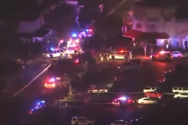 (VIDEO) Pucnjava u šoping centru u Arizoni: Jedna osoba u kritičnom stanju, napadač uhapšen
