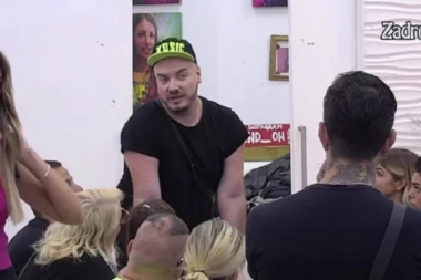 Ko mu je dozvolio da unese to?? Krunićka zapazila da je Mirko Gavrić prekršio osnovno pravilo, pa napravila haos!