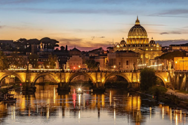 Jedna od najmoćnijih tajnih službi nalazi se u Vatikanu: Jezuiti peru novac i špijuniraju pravoslavne zemlje