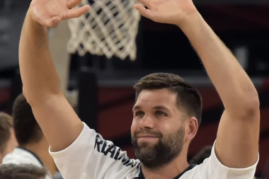 Rekord "kraljevskog kluba": Novi ugovor Rejesu za 17.sezonu u Realu