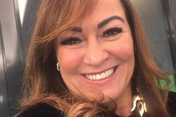 Nejmarova mama ponovo u zagrljaju mlađeg muškarca: Prava ljubav godine ne broji