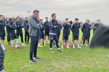 Huligani jači od uprave Partizana: Kukavice, biju vam trenera, a vi sve krijete!