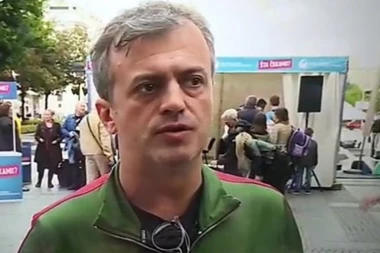 Incident u parku na Topličinom vencu: Pas Sergeja Trifunovića zgrabio čeljustima loptu kojom su se igrala deca, posvađao se sa starijom gospođom