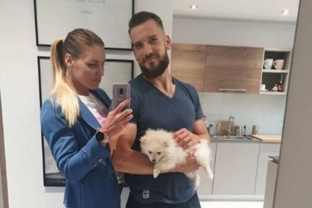 (FOTO) Prelepu srpsku sportistkinju zaprosio kolega iz Hrvatske, mlađi od nje devet godina!