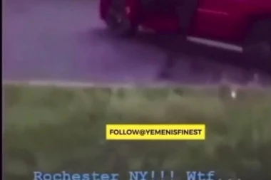 (VIDEO) DRAMATIČAN SNIMAK IZ NJUJORKA: Demonstranti su mu opkolili radnju, a onda se desilo ovo!