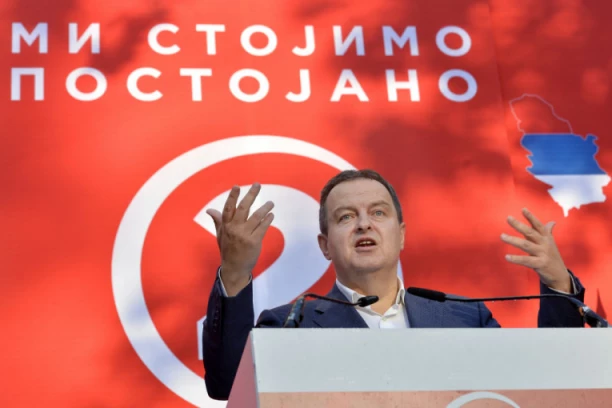 SPS SE OGLASIO POVODOM INCIDENTA U BLACU: Član koji je vređao Vučića je momentalno isključen iz stranke