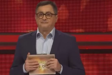 Niko nikada nije video SINA Voje Nedeljkovića: Ovo je razlog zašto je POZNATI VODITELJ baš sad ODLUČIO da NASLEDNIKA pokaže javnosti! (FOTO)