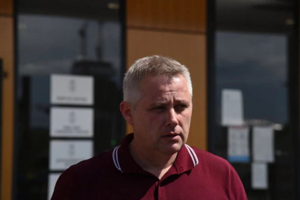 Jurić izneo jezive podatke o silovanju u Sremskim Karlovcima: Tri monstruma su silovala dečaka, mališan je i ranije zlostavljan!