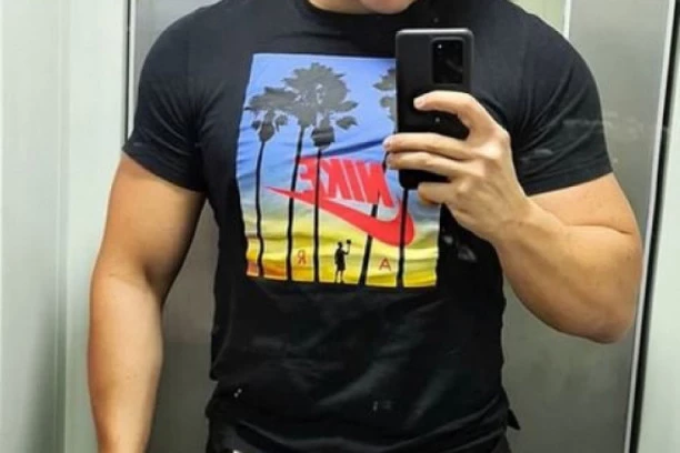 (VIDEO) FOTOŠOPIRA SVAKU FOTOGRAFIJU?! Sloba Radanović konačno javno priznao, objavio snimak SVOJIH PRAVIH MIŠIĆA!