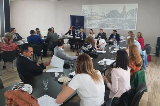 UDRUŽENJE SUDIJA I TUŽILACA: Vreme je!