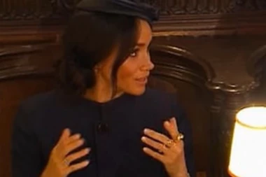 (FOTO) MEGAN MARKL U ZAGRLJAJU SRPSKOG ASA: Zaboravljena slika posle 27 godina izazvala buru na društvenim mrežama!